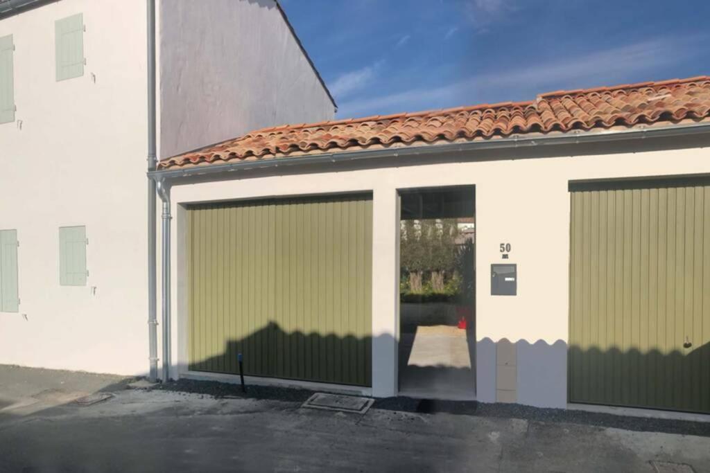 L'Oiseliere ------- Nul Part Ailleurs Villa Loix Exteriör bild